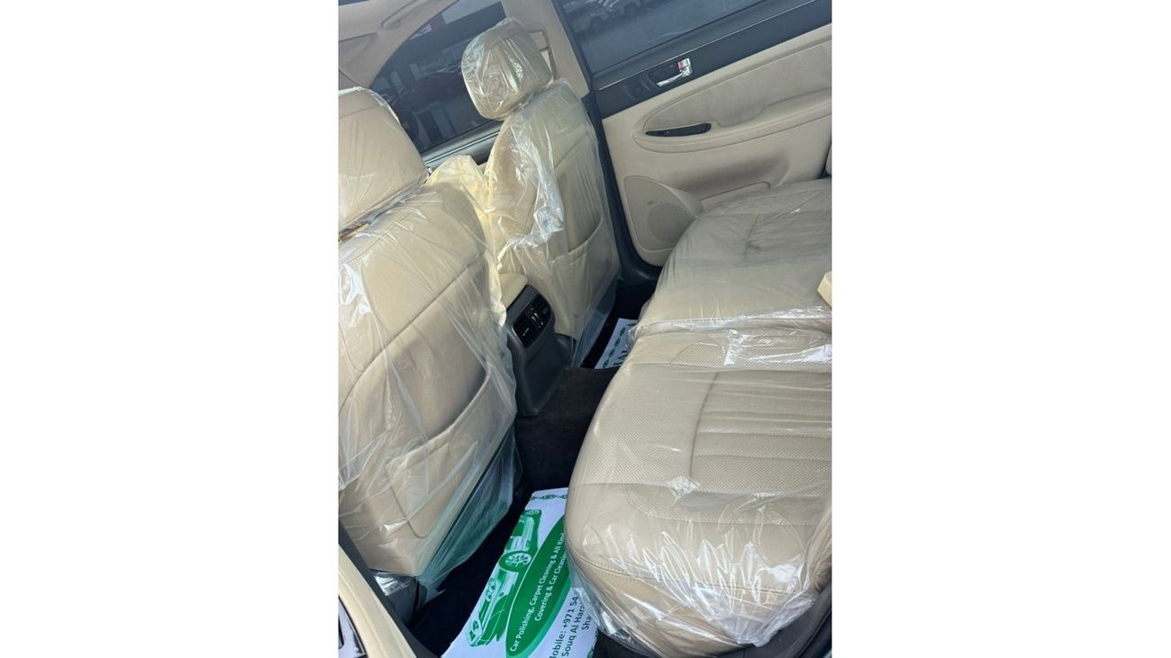 هيونداي جينيسس بحالة ممتازة من الداخل و الخارج