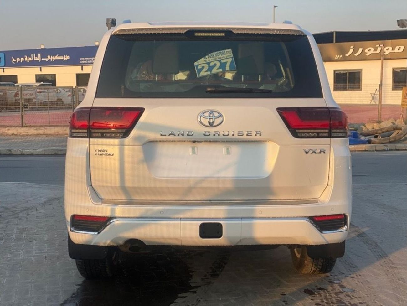 Toyota Land Cruiser VX.R W/Radar