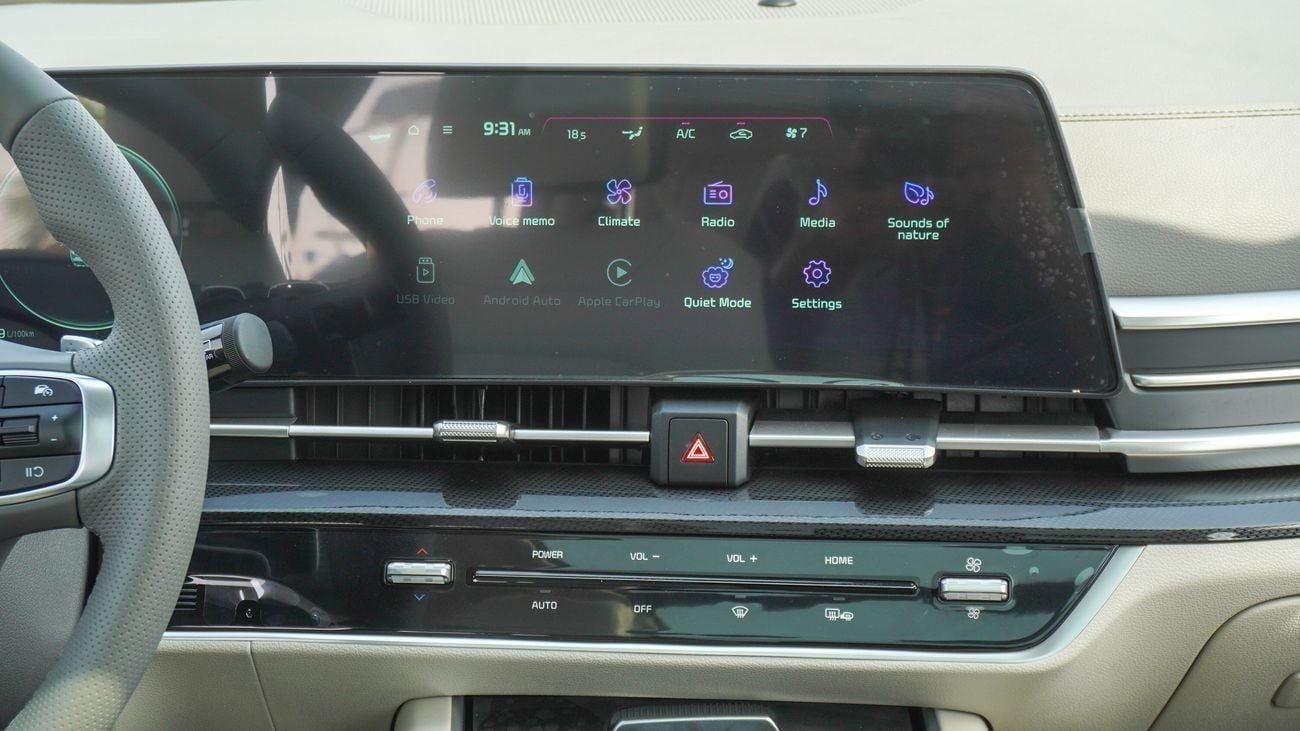 Kia Sportage Brand New Kia Sportage 2025 Export 1.5L 2WD Petrol|White/Gray|N-KIA-SPO-2WD-25|