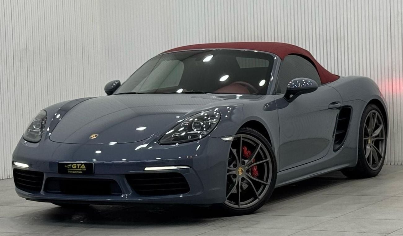 بورش بوكستر 718 S 2.5L A/T 2017 Porsche 718 Boxster S, 2026 Porsche Warranty, Sport Chrono Package, Low Kms, GCC