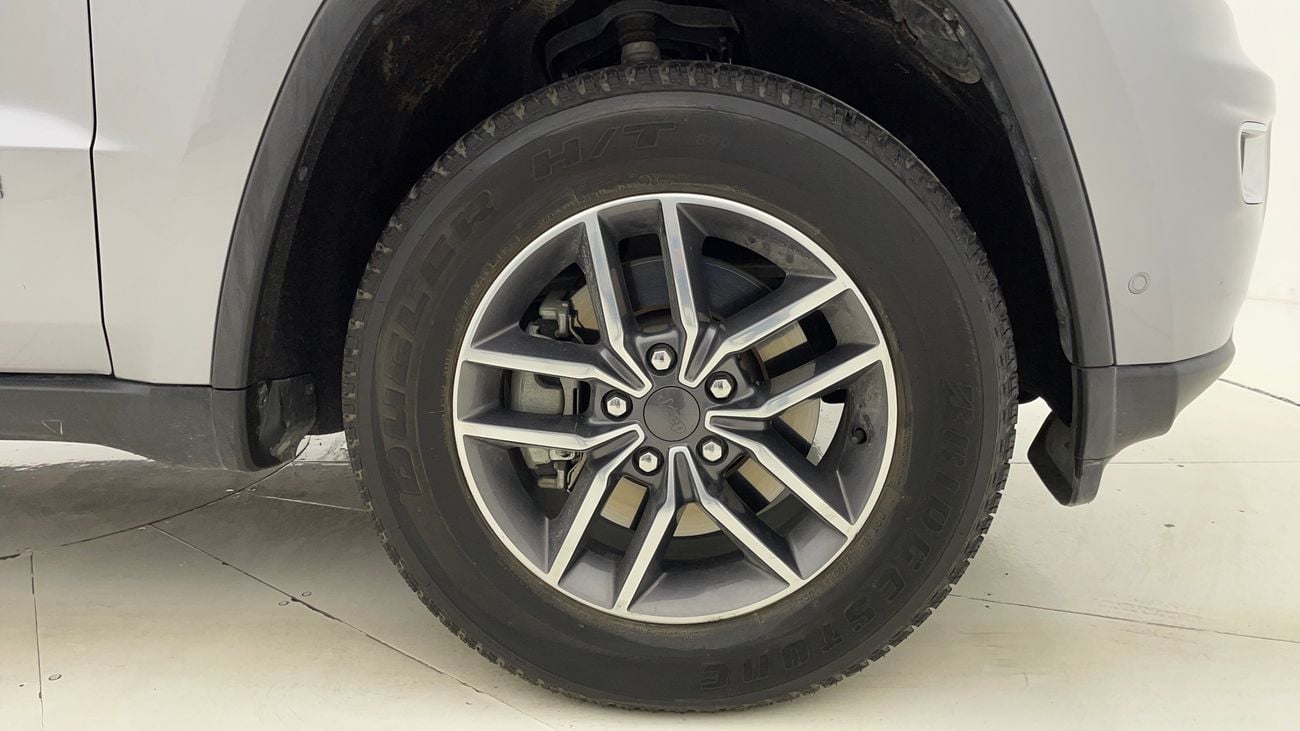 جيب جراند شيروكي LIMITED 3.6 | بدون دفعة مقدمة | اختبار القيادة في المنزل