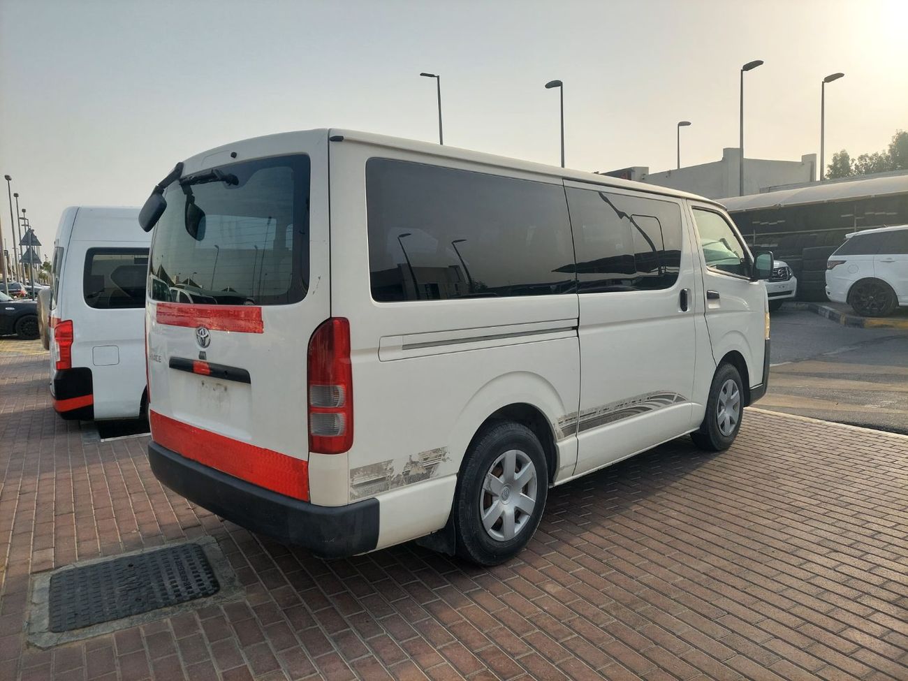 Toyota Hiace 2.5l DIESEL MANUAL TRANSMISSION