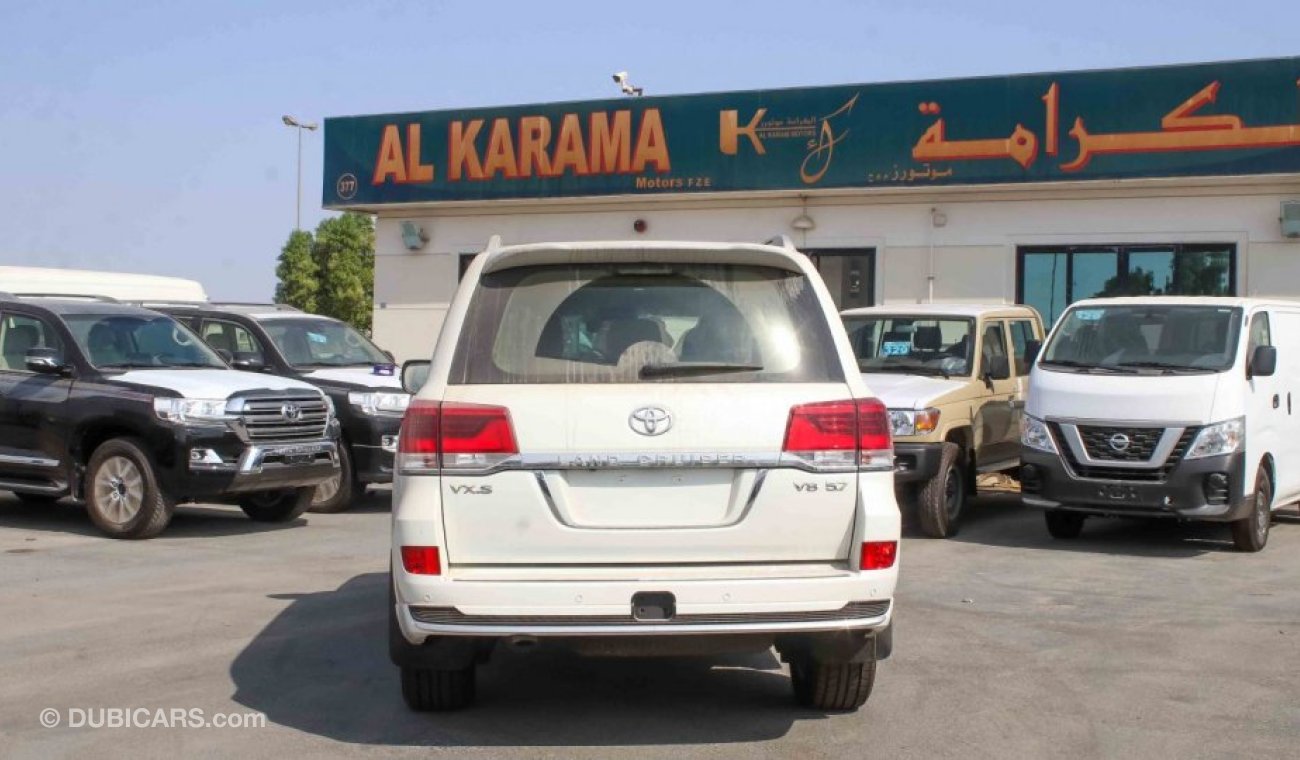 Toyota Land Cruiser VXS V8 5.7L Beige inside full option تويوتا لاندكروزر الداخلية باللون البيج فل اوبشن