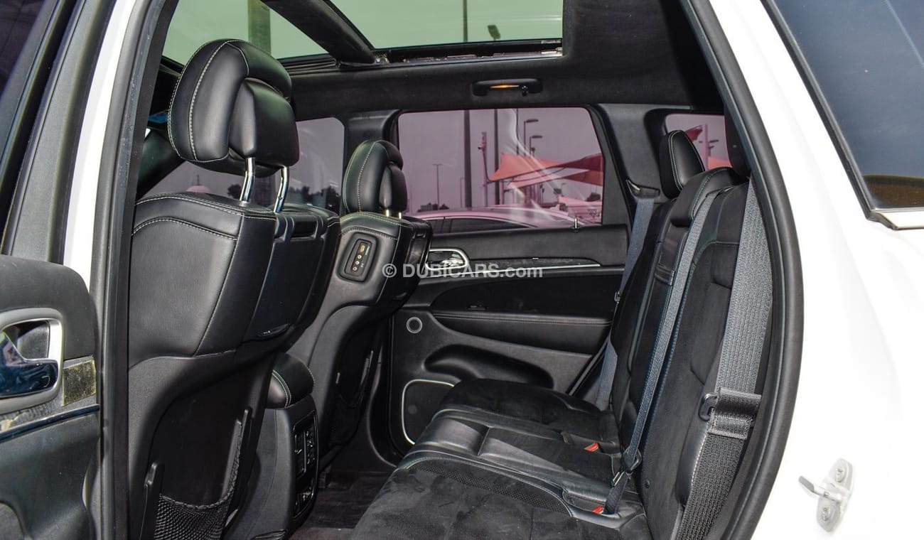 جيب جراند شيروكي SRT