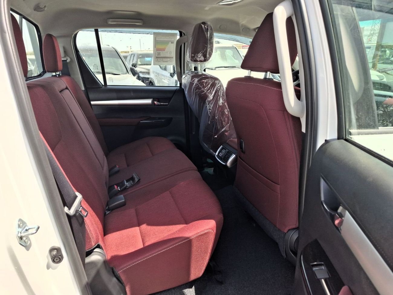 Toyota Hilux Toyota Hilux SR5 2.4L 2025 AT Full White Diesel (Export Only)