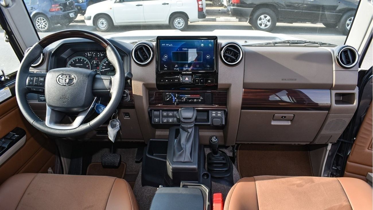 Toyota Land Cruiser 70 4.0L V6 Petrol A/T