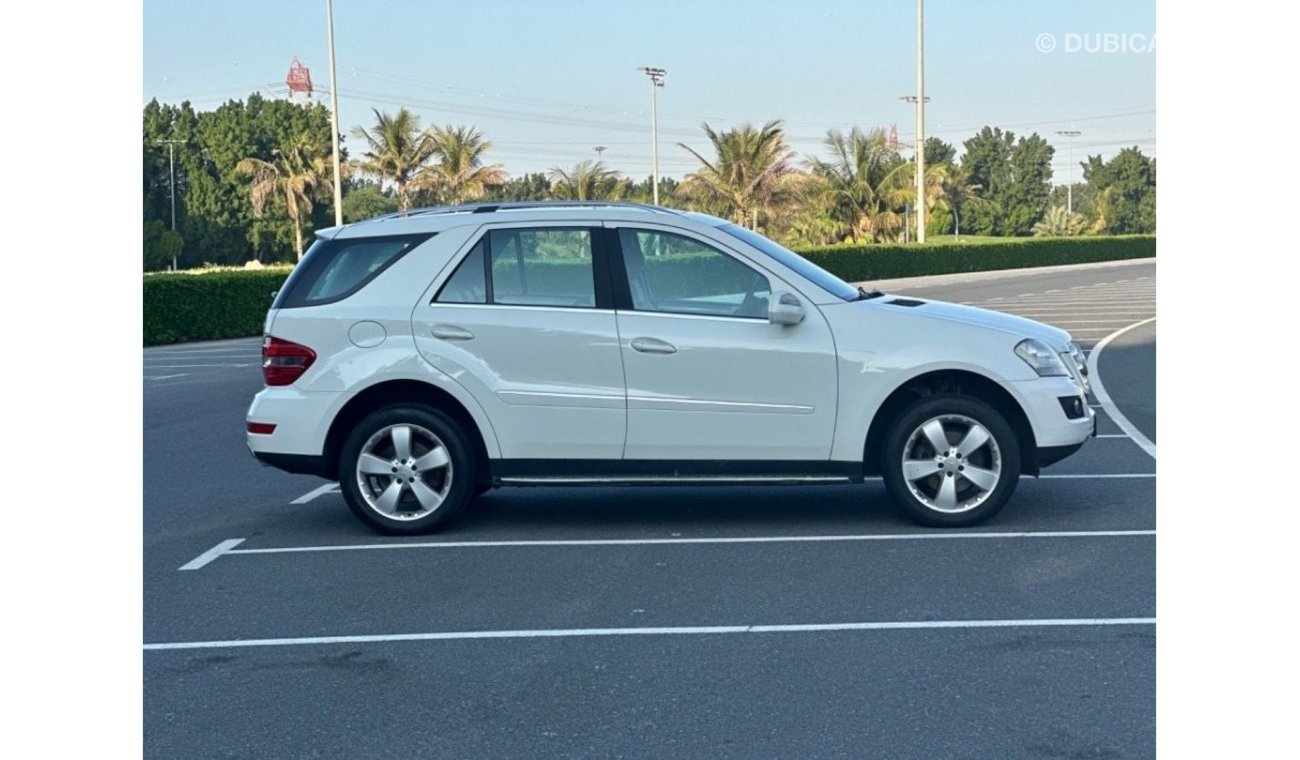 مرسيدس بنز ML 350 موديل 2009 خليجي فل مواصفات كرأسي جلد ومثبت سرعه وتحكم كهربي كأمل ونظام صوت ممتاز