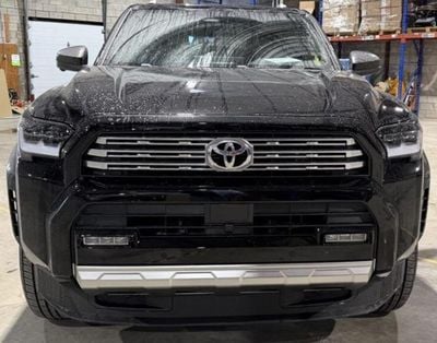 Toyota 4Runner LIMITED 7-Seater 2.4L