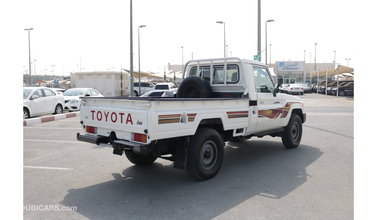 Toyota Land Cruiser Pick Up V6 4WD PICKUP