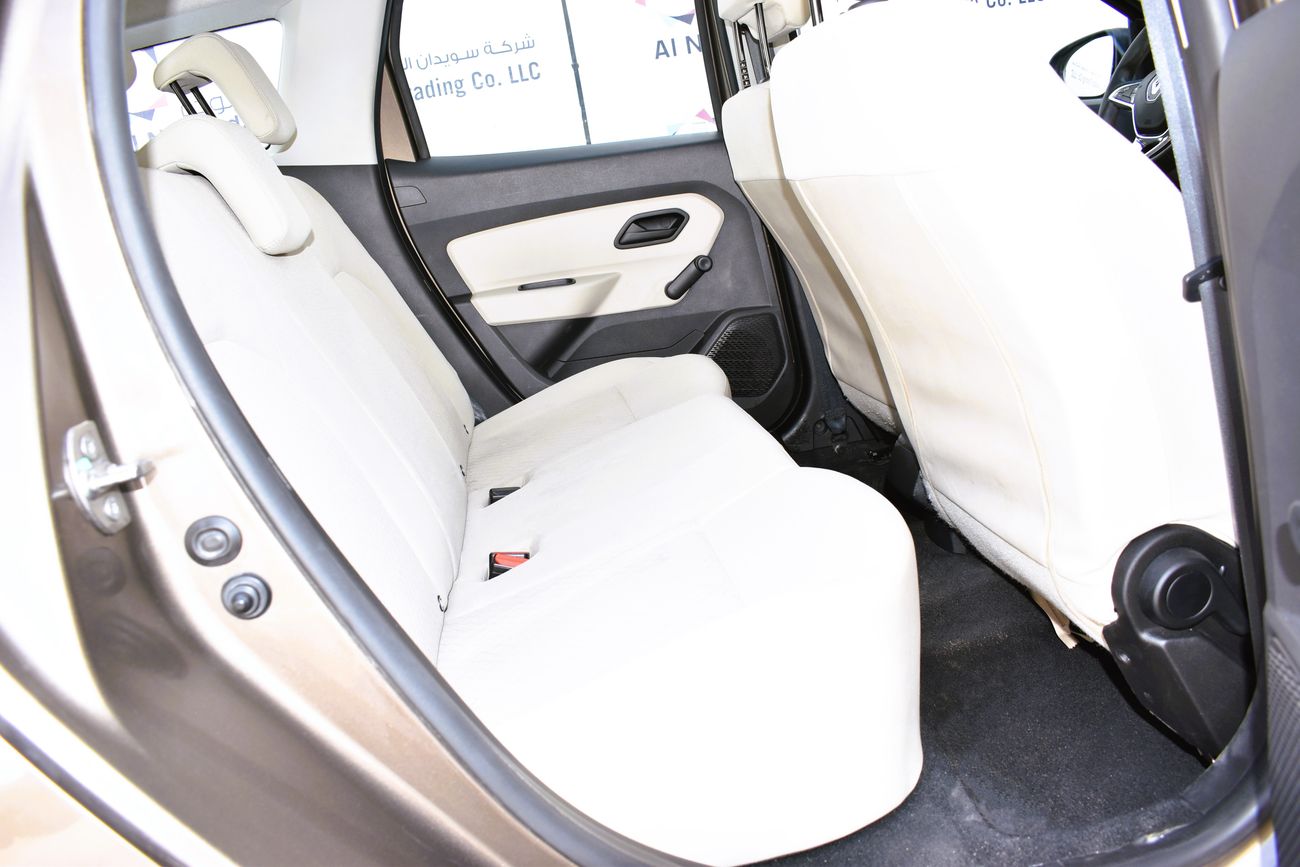 Renault Duster AED 529 PM | 1.6L PE 2WD GCC DEALER WARRANTY