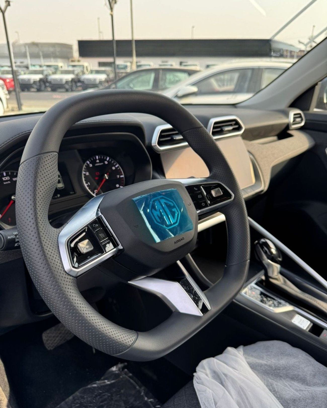 MG ZS NEW MG ZS 1.5L (STD) - 2025 MODEL GRAY COLOR