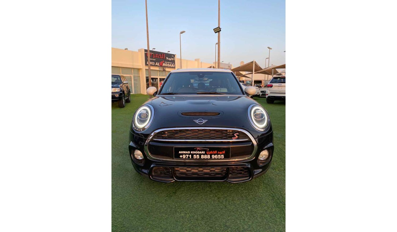 Mini John Cooper Works //2019// MINI COOPER S // JOHN WORKS // GCC ORGINAL PAINT