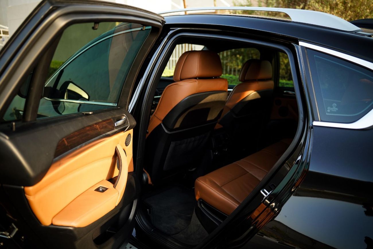 BMW X6 50i Exclusive 4.4L