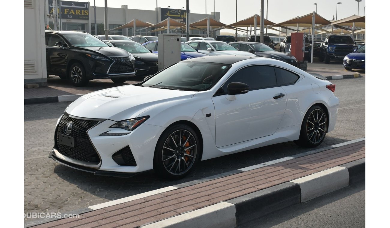 لكزس RC F SPORT V8 Full Carbon Fiber