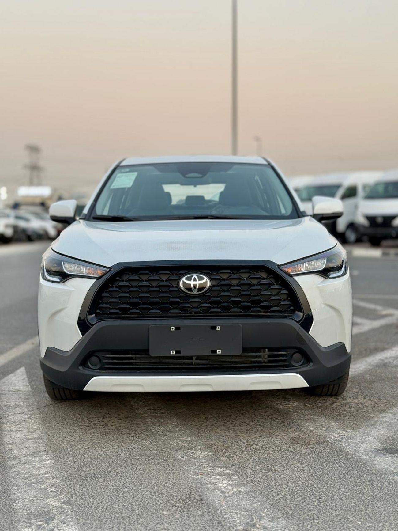 تويوتا كورولا كروس Toyota Corolla Cross Hybrid 2.0L