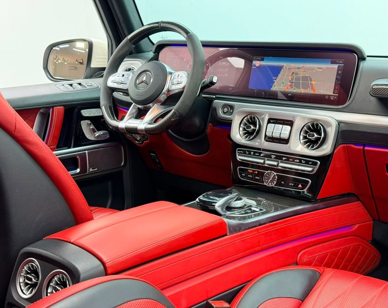 Mercedes Benz G63 AMG STD 2019 Mercedes-Benz G63 AMG ,Warranty ,Full Mercedes Service History ,GCC