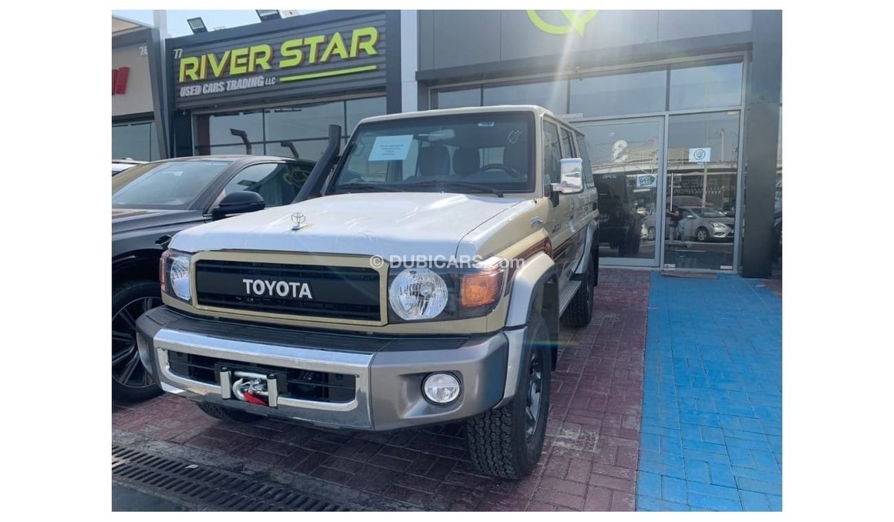 Toyota Land Cruiser 70 76 SERIES 4.0L V6 5 DOOR