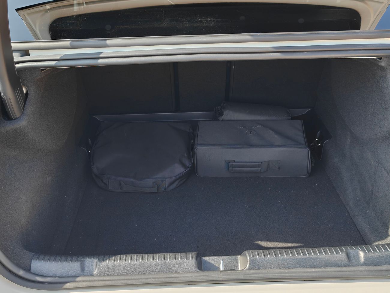 مرسيدس بنز EQE 500 4matic