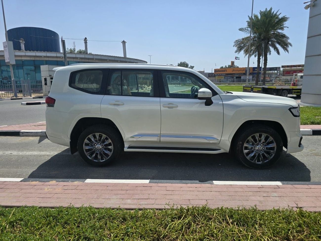 Toyota Land Cruiser GXR2