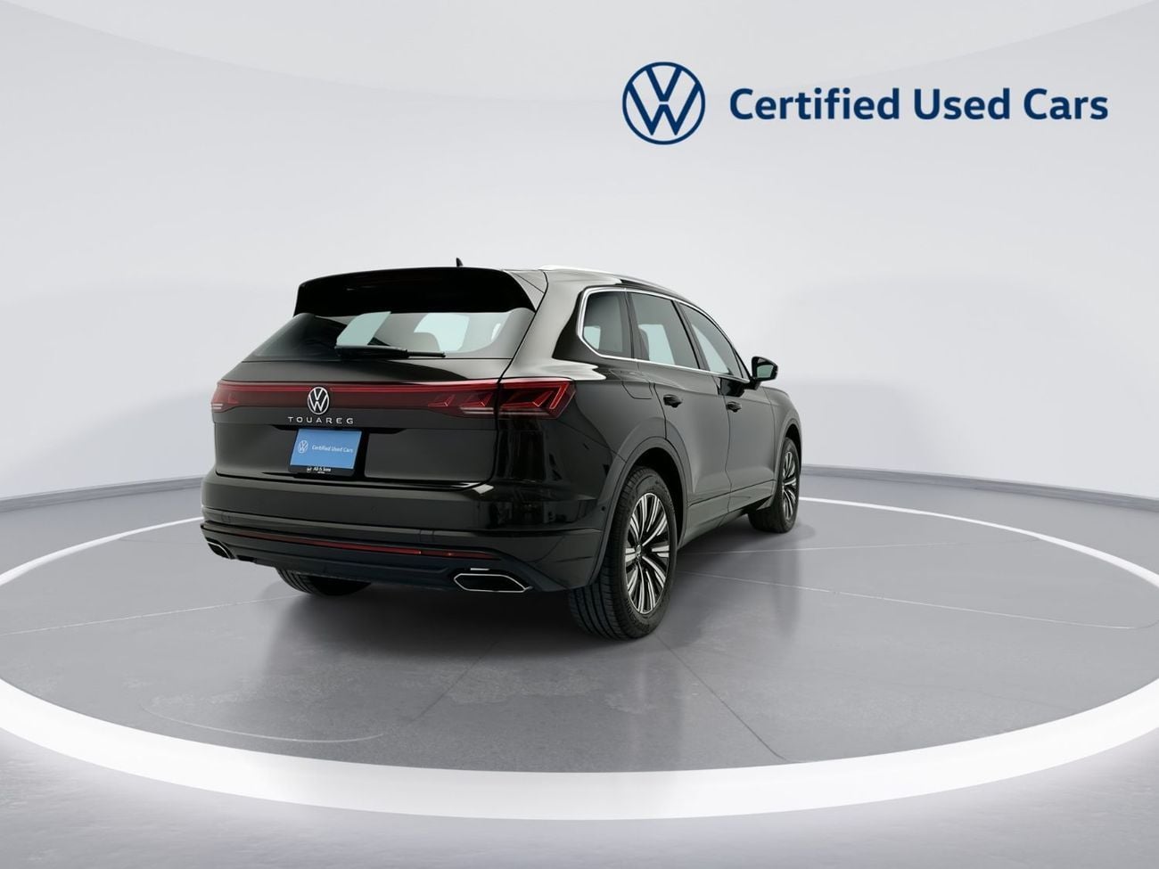 Volkswagen Touareg 3.0T TL (340 HP) Touareg Elegance (Ref#14657) / WAS 194,900 AED - NOW 189,900 AED