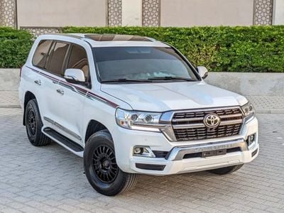 تويوتا لاند كروزر Toyota landcruise 2008Model Facelifted 2021 VXR 4.7L V8 petrol Engine Colour White push start Transm