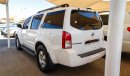 Nissan Pathfinder SE