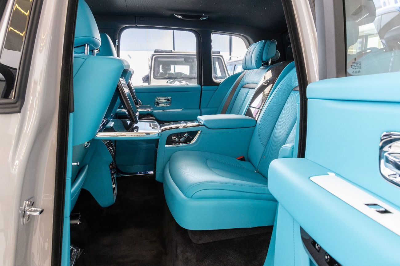 رولز رويس كولينان Rolls Royce Cullinan Black Badge | 2025