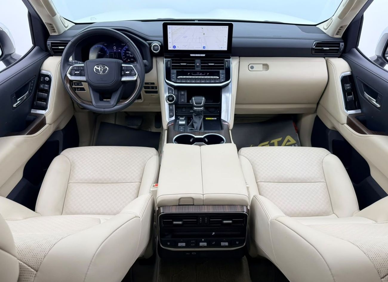 Toyota Land Cruiser VXR 2025 Toyota Land Cruiser VXR, 2028 Toyota Warranty, Full Toyota Service History, Low Km, GCC