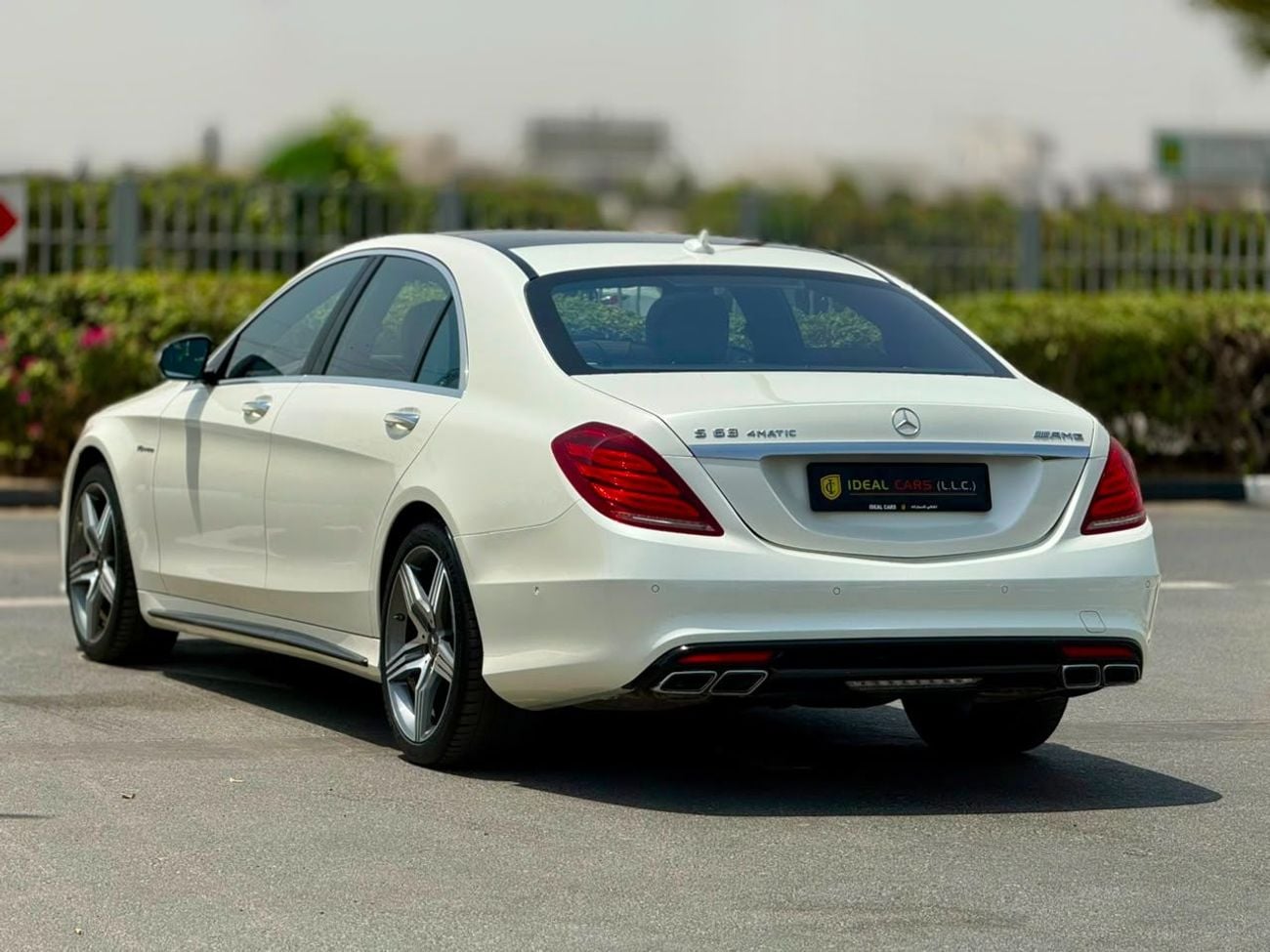 Mercedes Benz S63 AMG STD