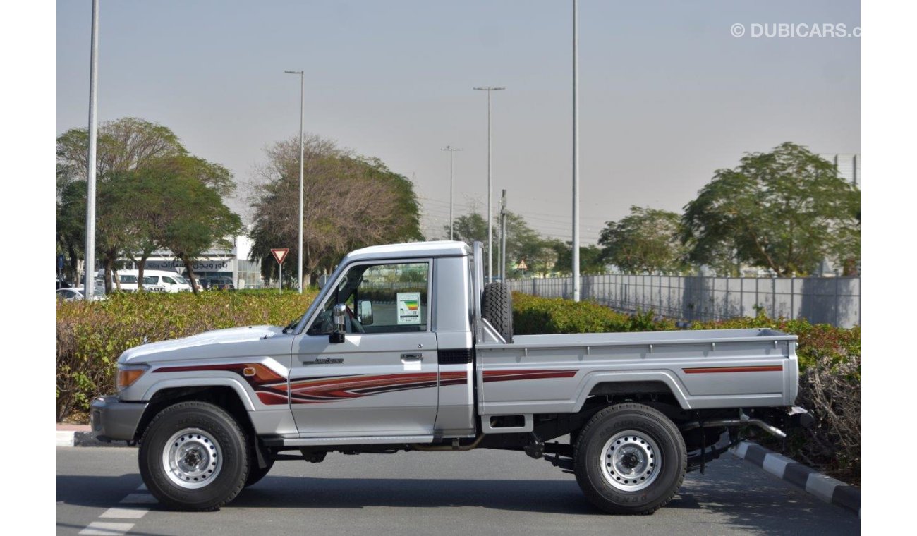 تويوتا لاند كروزر بيك آب SINGLE CAB  LX V6 4.0L PETROL 4WD WITH DIFF.LOCK