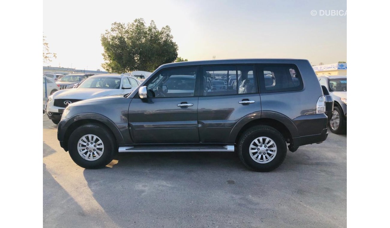 Mitsubishi Pajero 3.5L PETROL, LEATHER SEATS