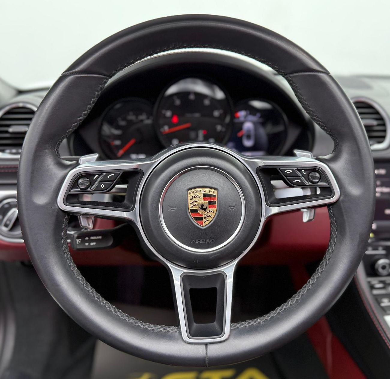 بورش بوكستر 718 2023 Porsche 718 Boxster, Warranty, Full Porsche Service History, Excellent Condition, GCC