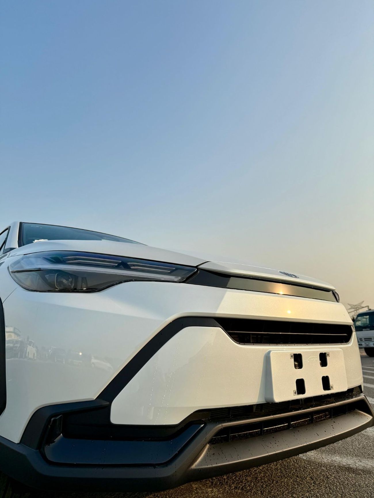 Toyota Frontlander Toyota Frontlander 2.0L Hybrid MiD Option