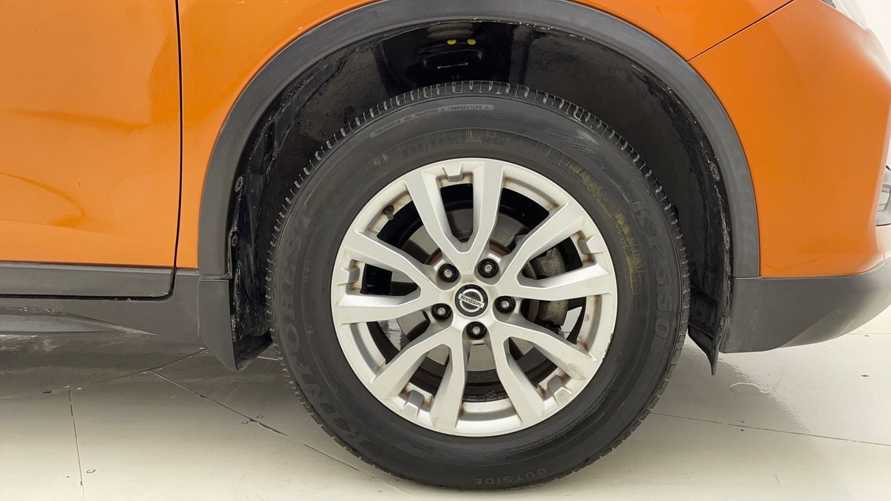 نيسان إكس تريل S 2.5 | بدون دفعة مقدمة | اختبار القيادة في المنزل