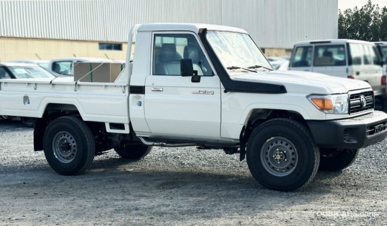 تويوتا لاند كروزر بيك آب Toyota land cruiser lc 79 single cabin 4.2L diesel MY23