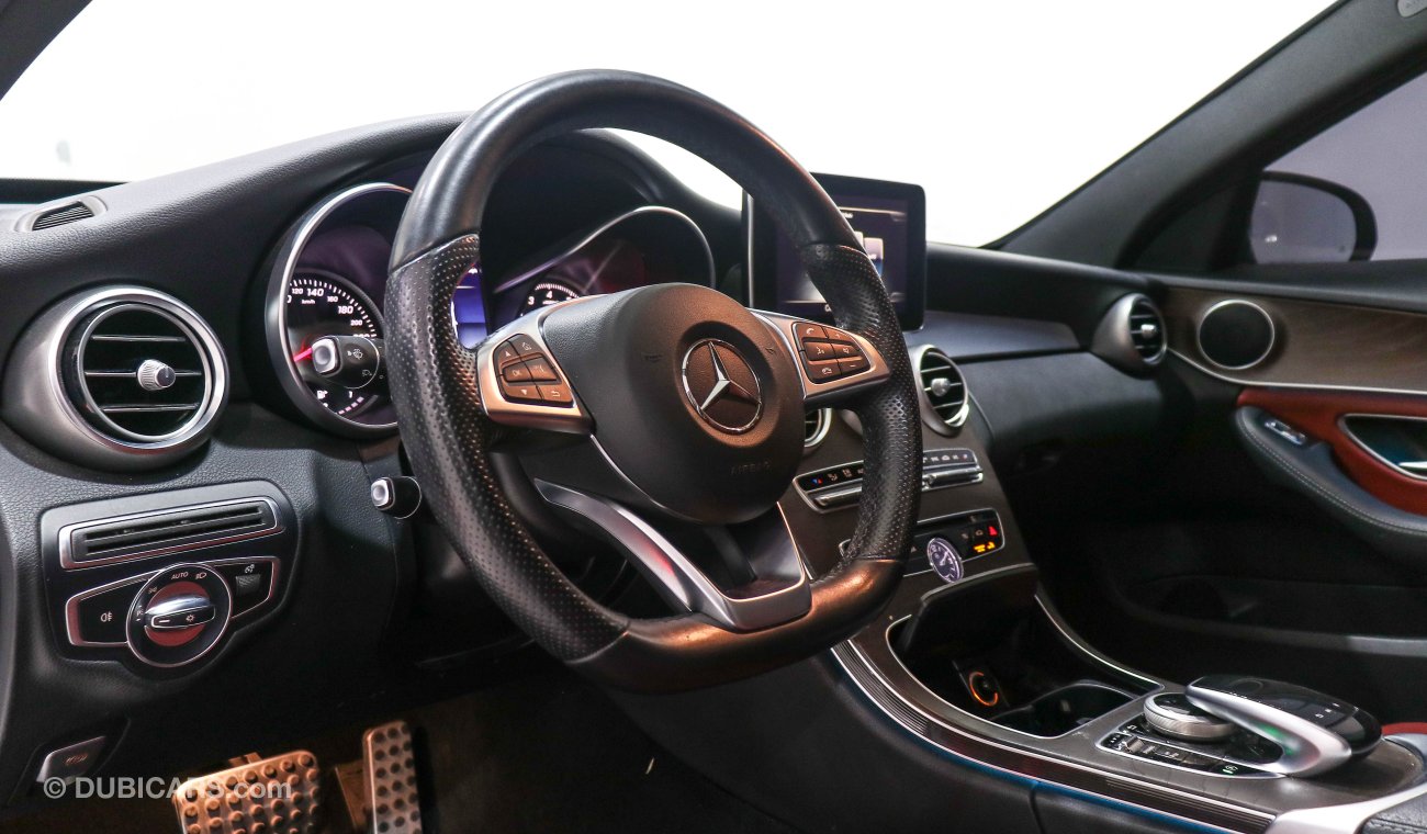 مرسيدس بنز C200 SALOON VSB 28789