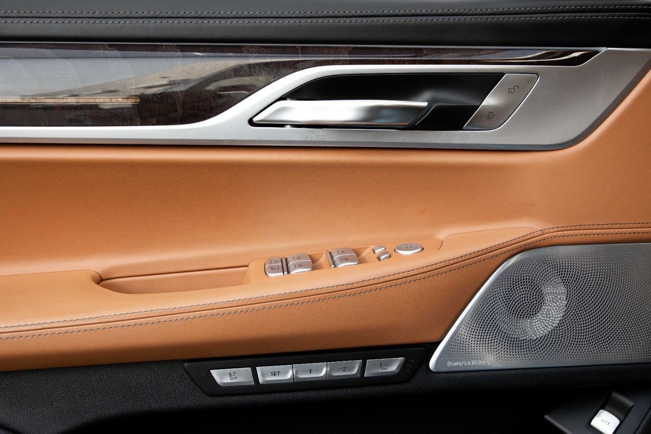 BMW 750Li 50LI XDRIVE V8 | 2,937 P.M  | 0% Downpayment | Excellent Condition!