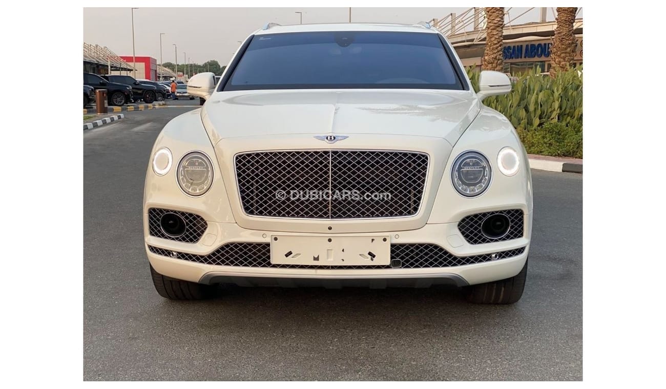 بنتلي بينتايجا سيجناتشر