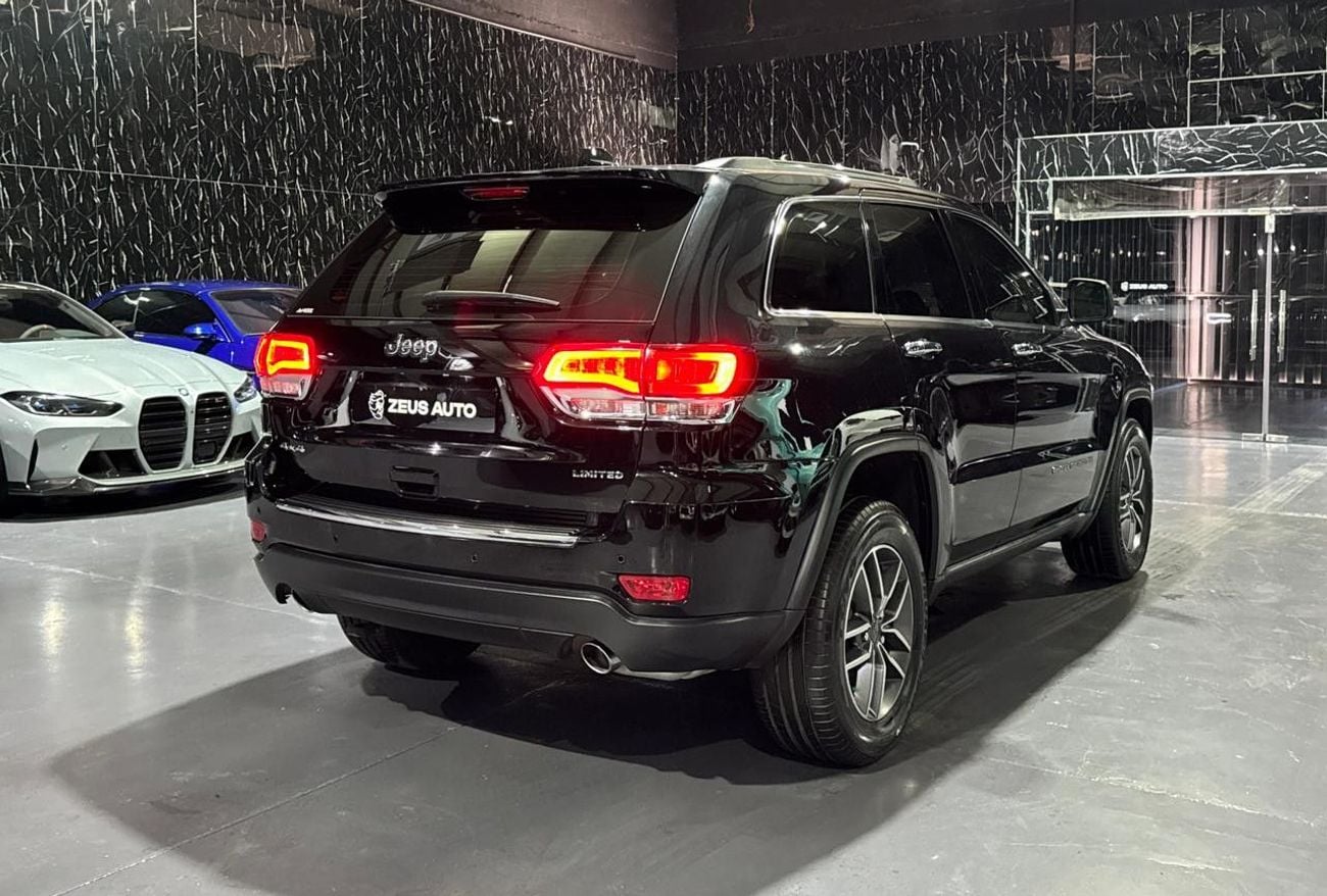 جيب جراند شيروكي Jeep Grand Cherokee | 4x4 Limited | Low mileage | Gcc