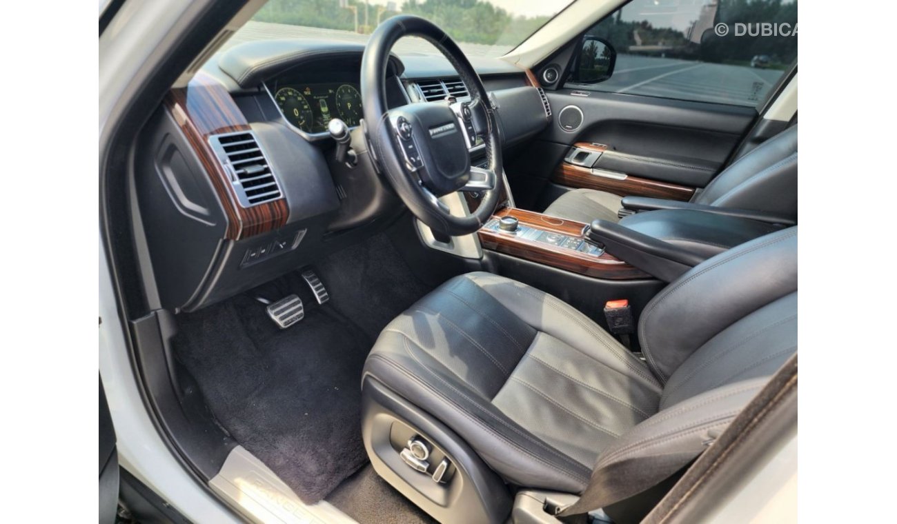 Land Rover Range Rover facelifted