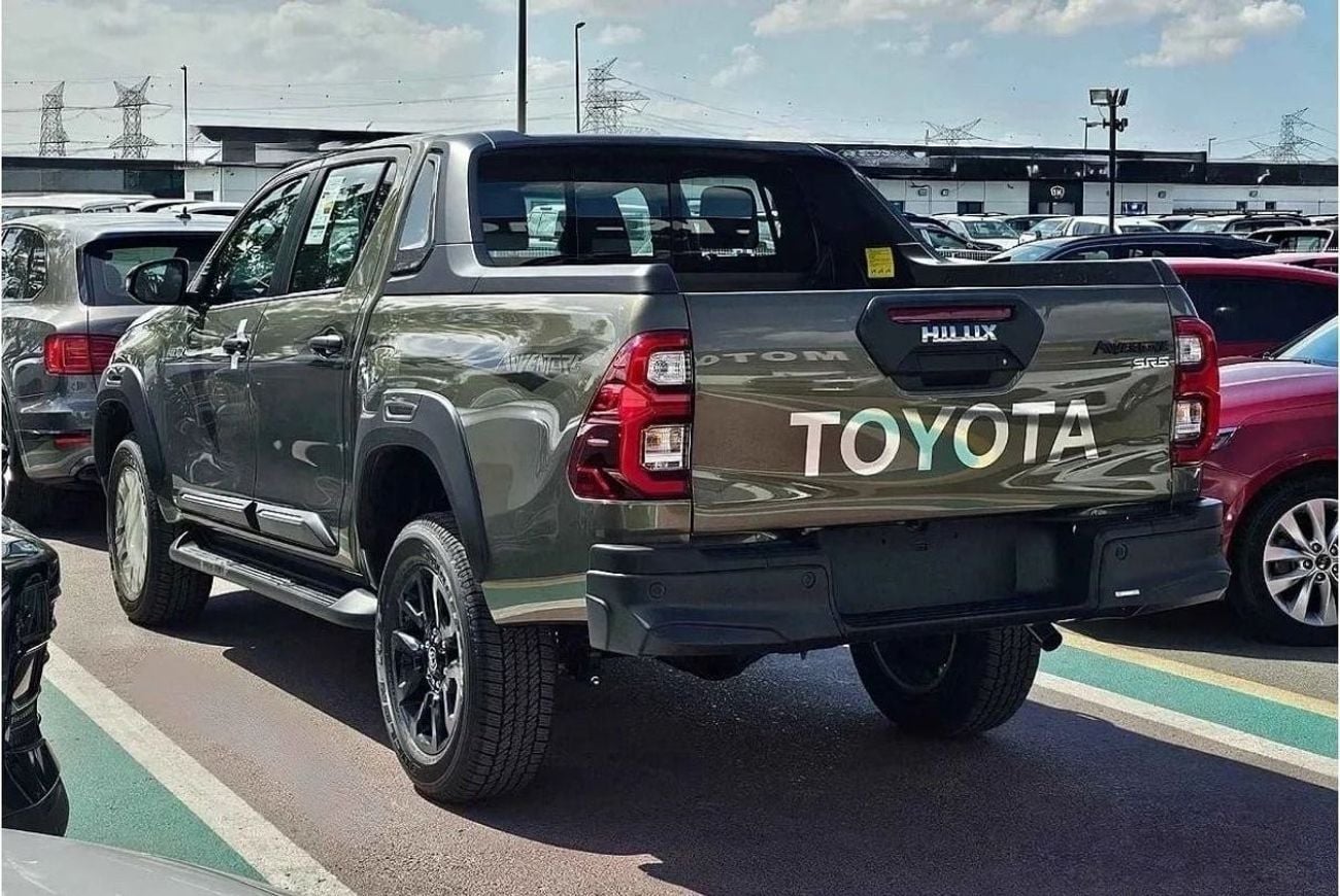تويوتا هيلوكس DC ADVENTURE 2.8D AT 4X4 MY2024 - BLACK
