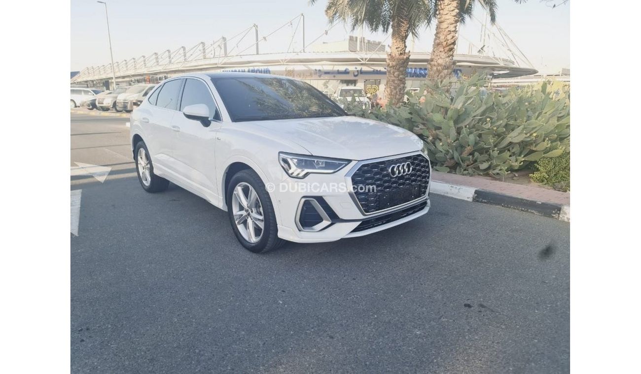 Audi Q3 S LINE