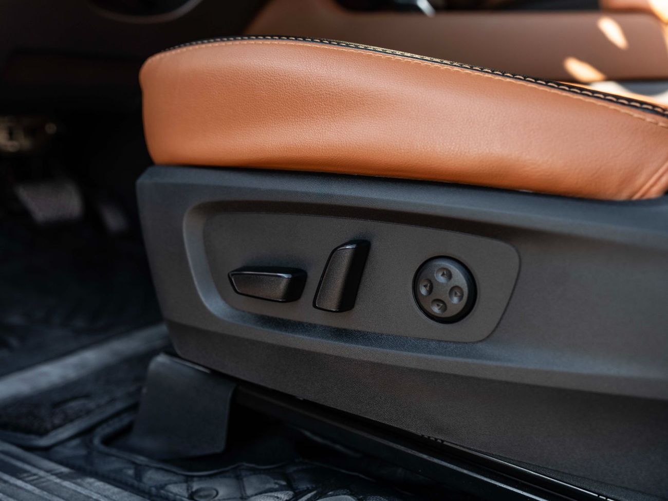 نيسان باثفايندر 3.5L SL 4WD