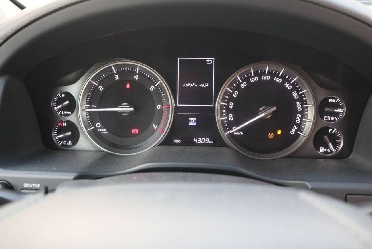 Toyota Land Cruiser GXR2 2021 toyota land cruiser GXR 4.6L V8