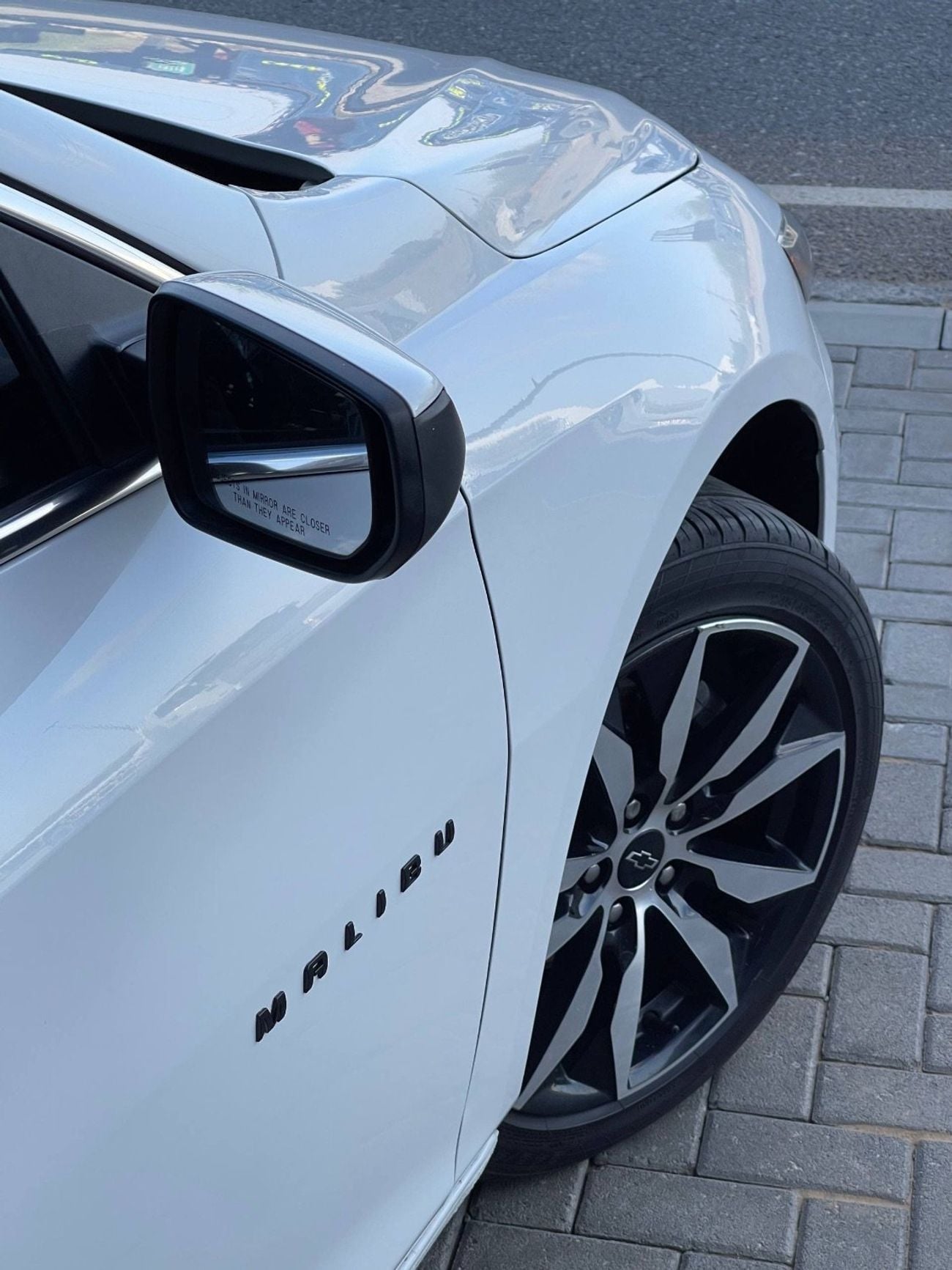 Chevrolet Malibu RS (NON GCC) 1.5L RS BLACK EDITION / 1.5T V4 / RADAR / LINE KEEP ASSIST / APPLE ANDROID AUTO / RI