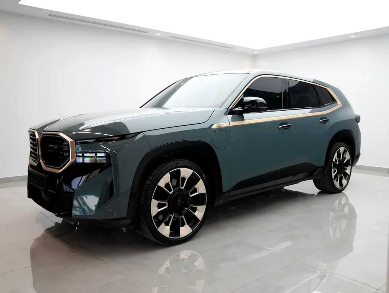 BMW XM GCC Specs | | AWD | Luxury SUV
