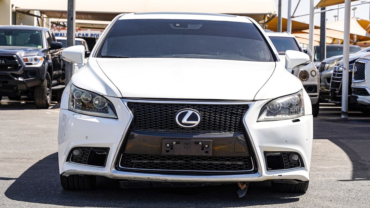 Lexus LS460