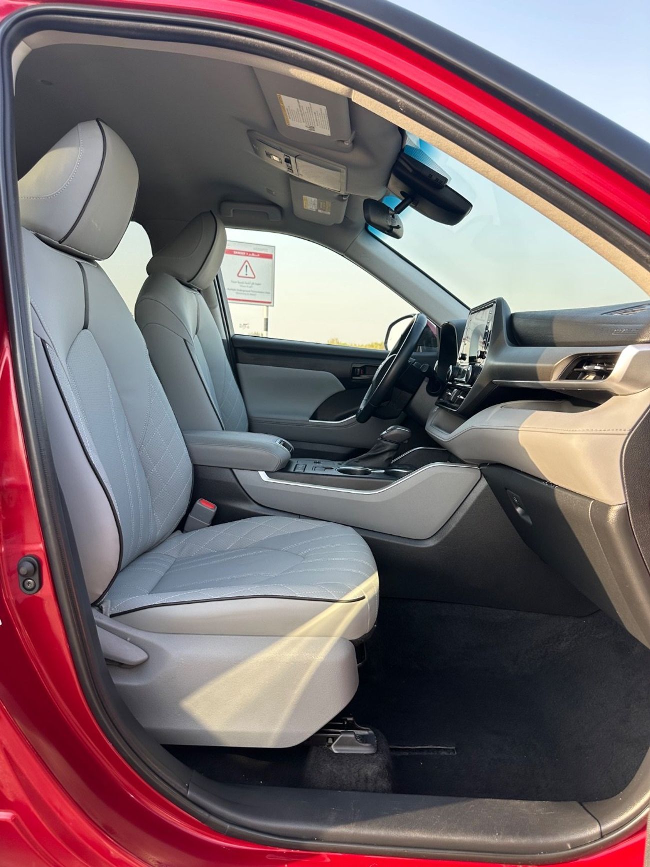 Toyota Highlander Hybrid 2.5 leather seats,push start