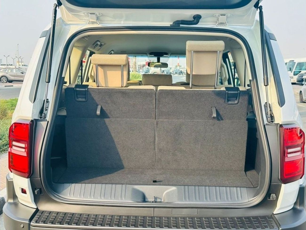 تويوتا برادو 2.4L TXR, KEYLESS ENTRY, PUSH START, ALLOY WHEELS. MONITOR, MODEL 2024