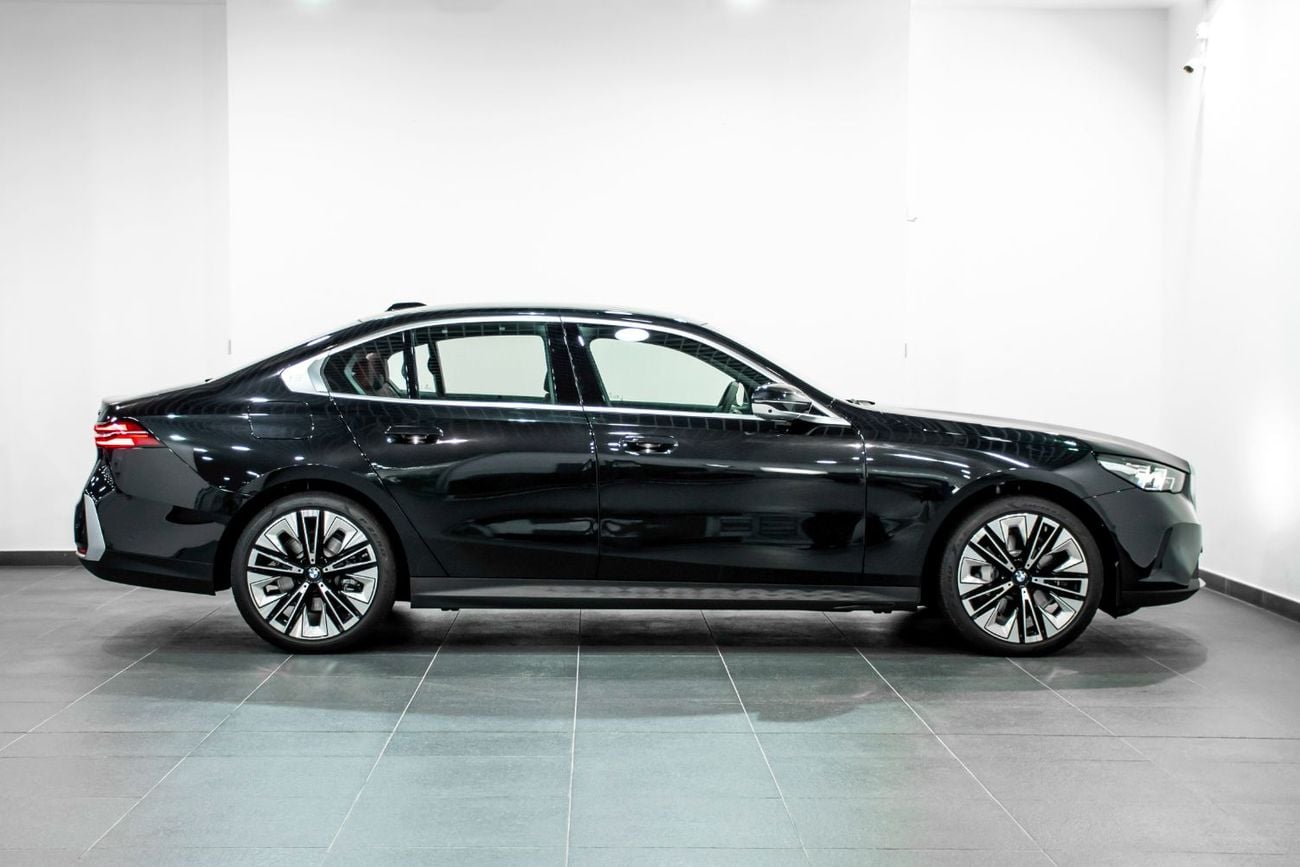 بي أم دبليو 530i